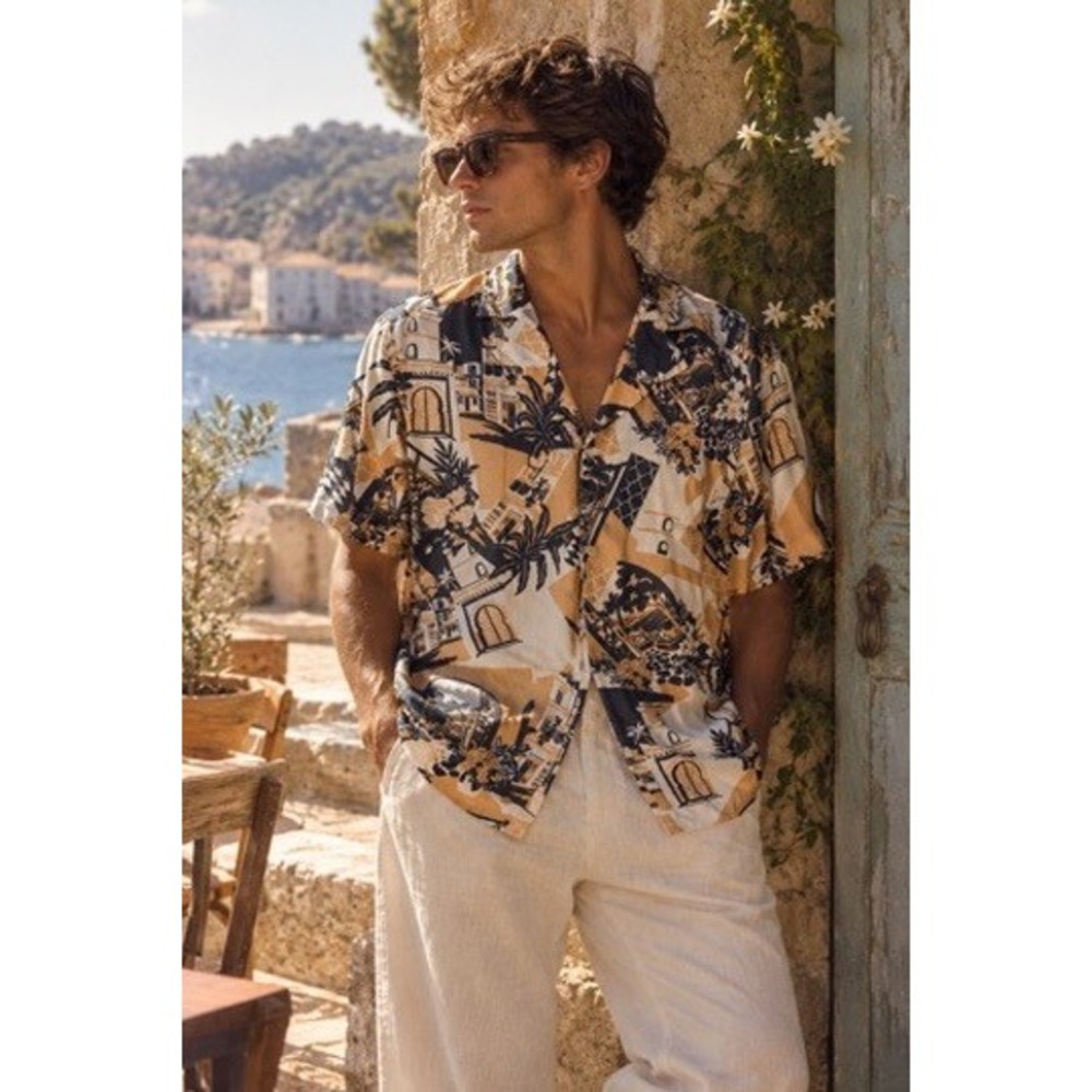 C&C California Mens Medium Short Sleeve Rayon Button Up Scenic Tropical Shirt